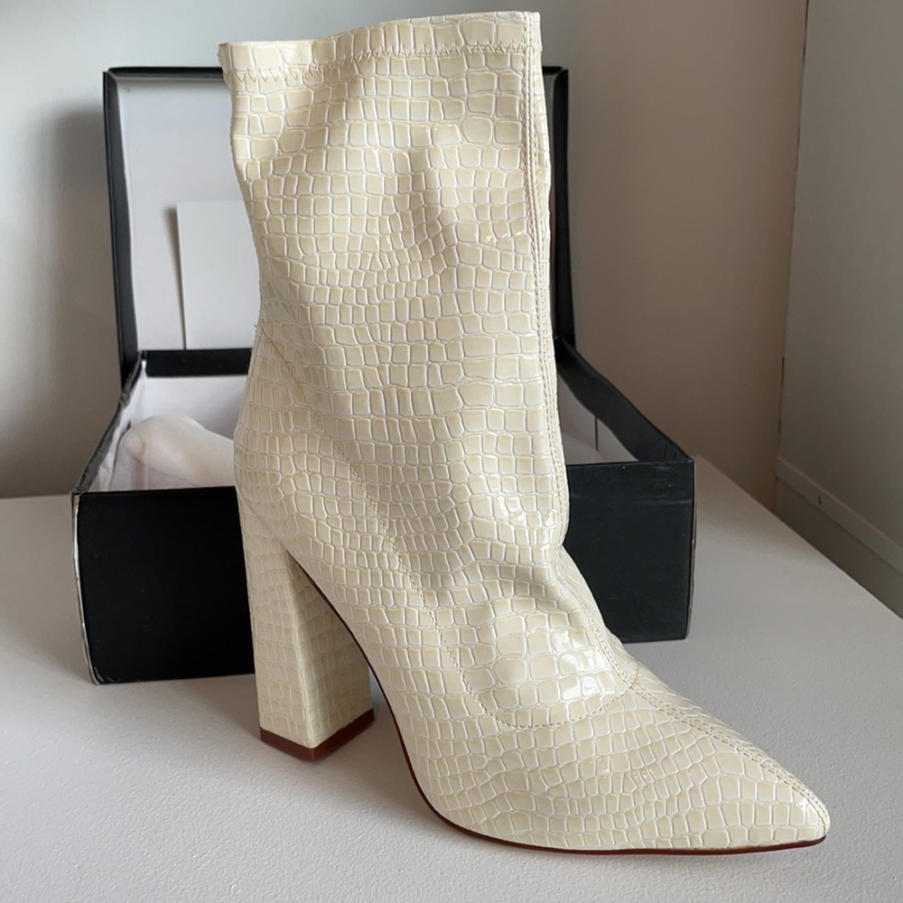 Cream Croc Block Heel Pointy Boots